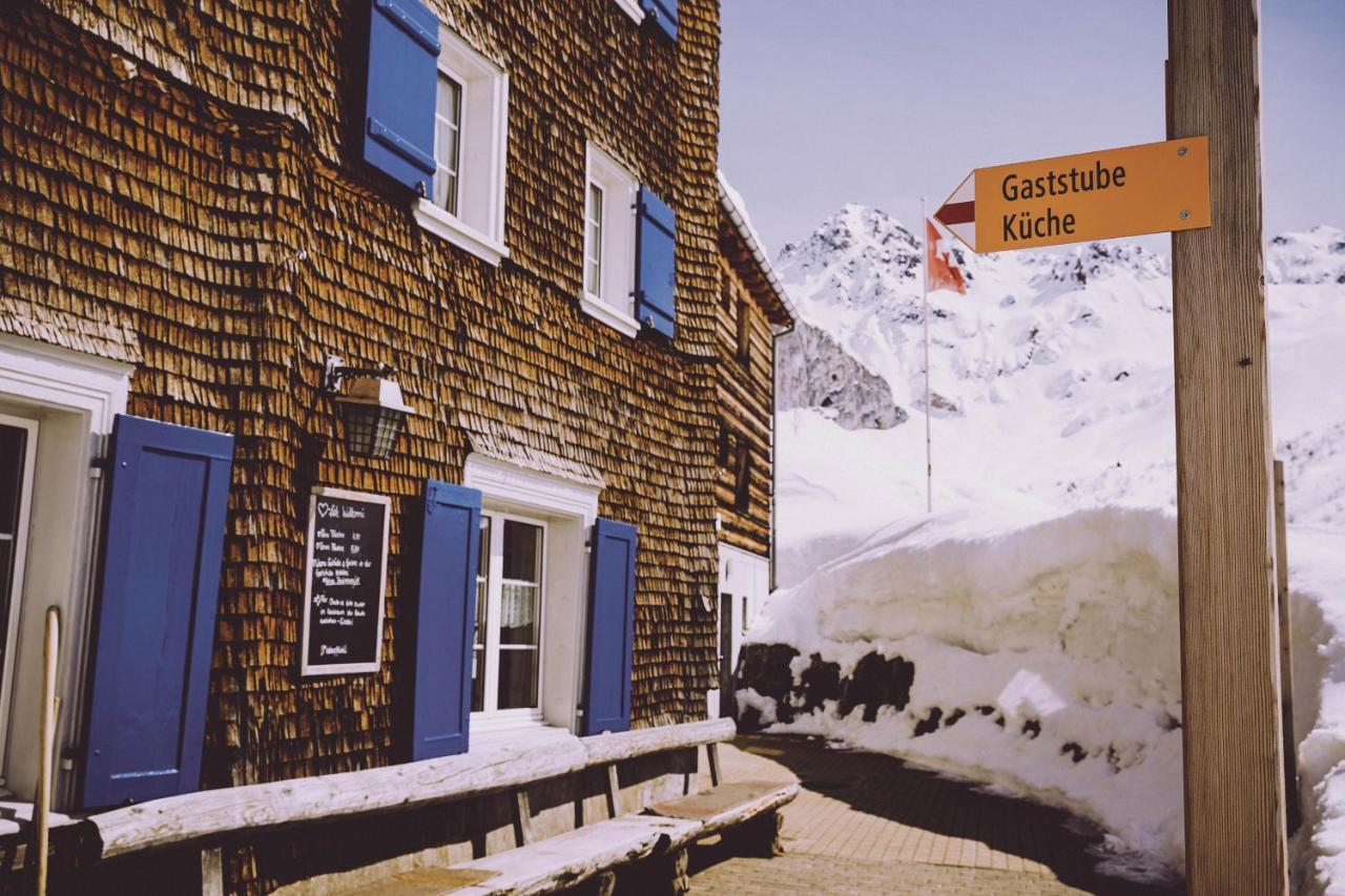Hotel Berghaus Sulzfluh à Sankt Antönien Extérieur photo