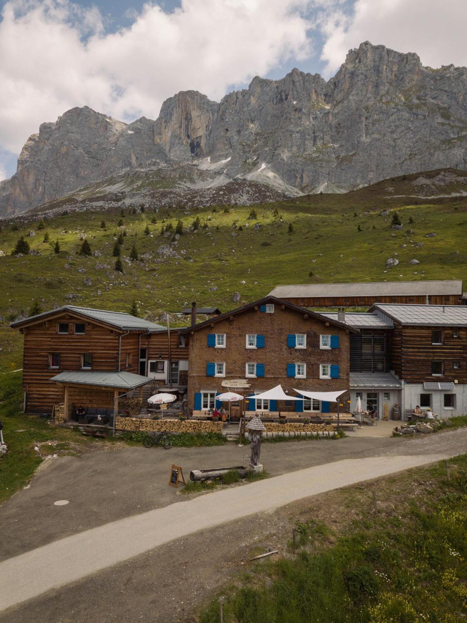 Hotel Berghaus Sulzfluh à Sankt Antönien Extérieur photo
